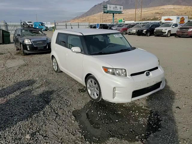 2014 Scion xB - Image 11