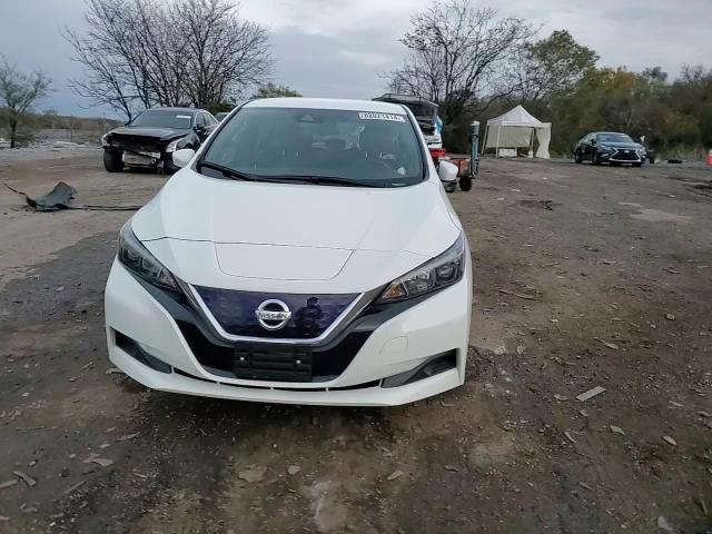2022 Nissan Leaf - Image 11