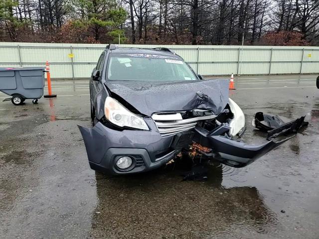2014 Subaru Outback - Image 12