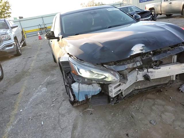 2020 Nissan Altima - Image 11