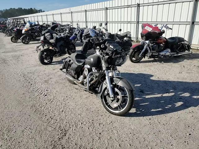 2017 Harley-Davidson Fltrxs Road Glide Special VIN: 1HD1KTC16HB644945 Lot: 80414824