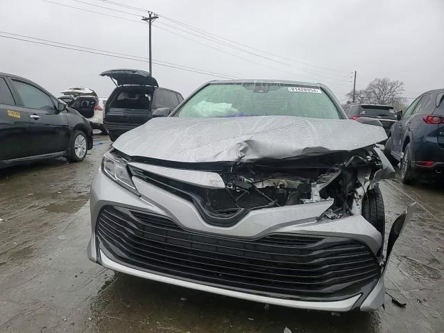 2019 Toyota Camry L VIN: 4T1B11HK4KU235557 Lot: 81428954