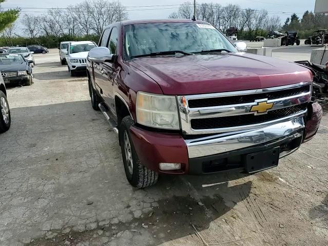2008 Chevrolet Silverado - Image 11