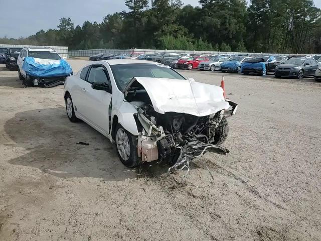 2009 Nissan Altima - Image 10