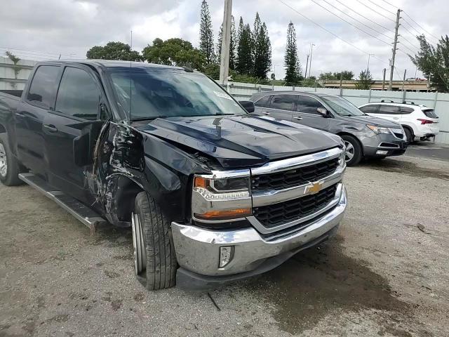 2017 Chevrolet Silverado - Image 11