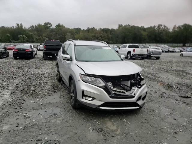 2018 Nissan Rogue - Image 14