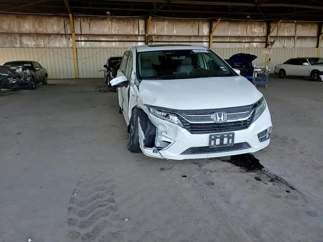 2018 Honda Odyssey Touring VIN: 5FNRL6H89JB015773 Lot: 81001324