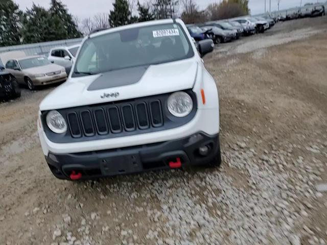 2016 Jeep Renegade - Image 12