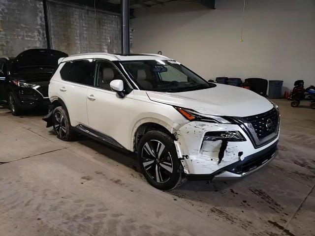 2021 Nissan Rogue - Image 15