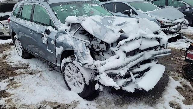 2019 Subaru Outback - Image 11