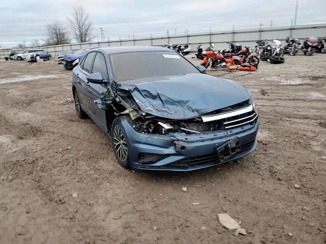2021 Volkswagen Jetta - Image 11