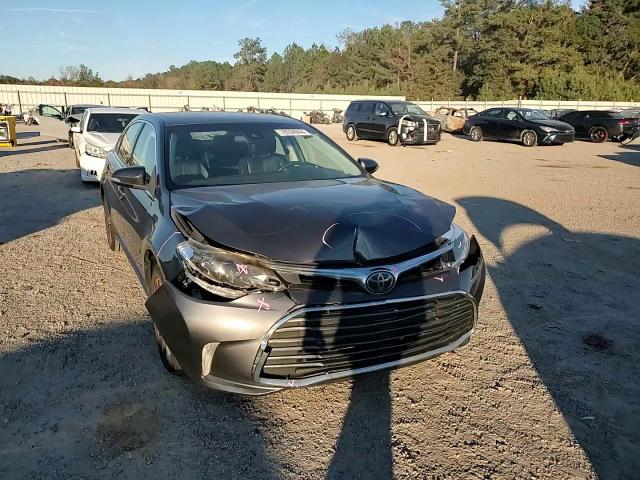 2018 Toyota Avalon - Image 11