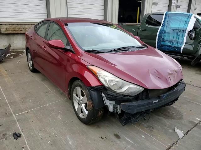 2013 Hyundai Elantra - Image 11