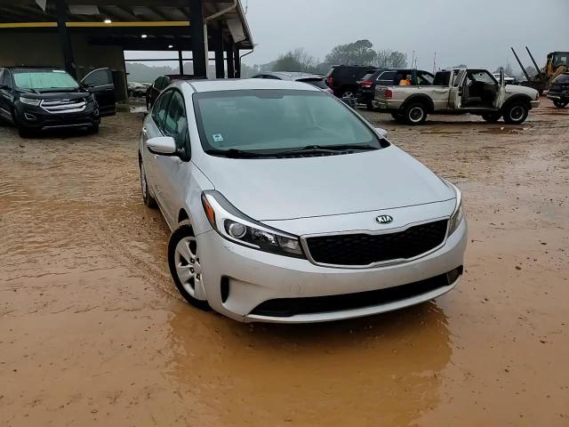 2017 Kia Forte Lx VIN: 3KPFK4A71HE084288 Lot: 81287084