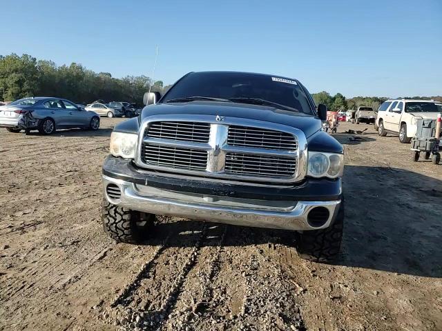 2004 Dodge RAM - Image 10