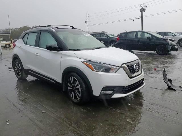 2018 Nissan Kicks S VIN: 3N1CP5CU2JL529607 Lot: 79212754