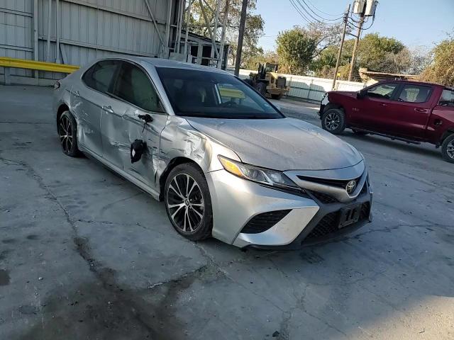 2020 Toyota Camry - Image 11