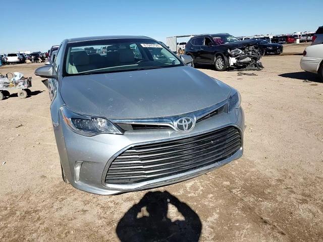 2016 Toyota Avalon - Image 11