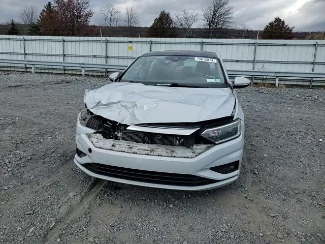2019 Volkswagen Jetta - Image 11