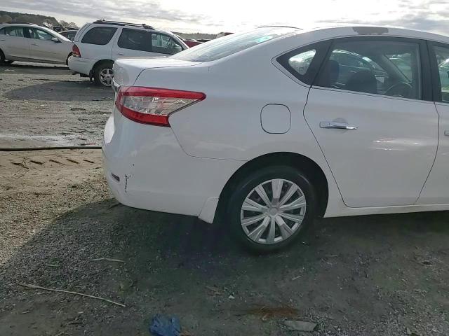 2015 Nissan Sentra - Image 13