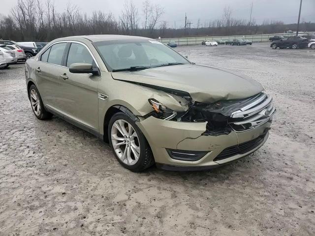 2013 Ford Taurus - Image 13