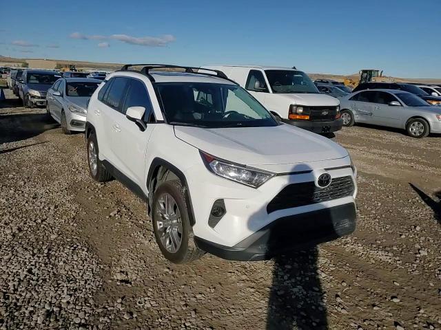 2020 Toyota RAV 4 - Image 10