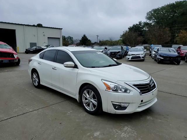 2013 Nissan Altima 2.5 VIN: 1N4AL3AP1DC239575 Lot: 79704664