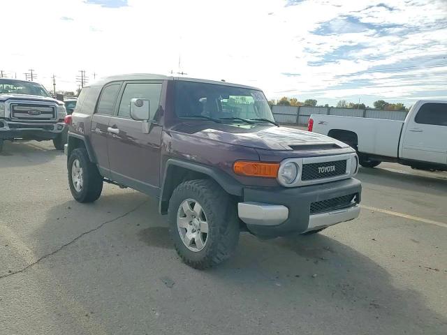 2007 Toyota FJ Cruiser - Image 11