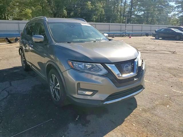 2017 Nissan Rogue - Image 14