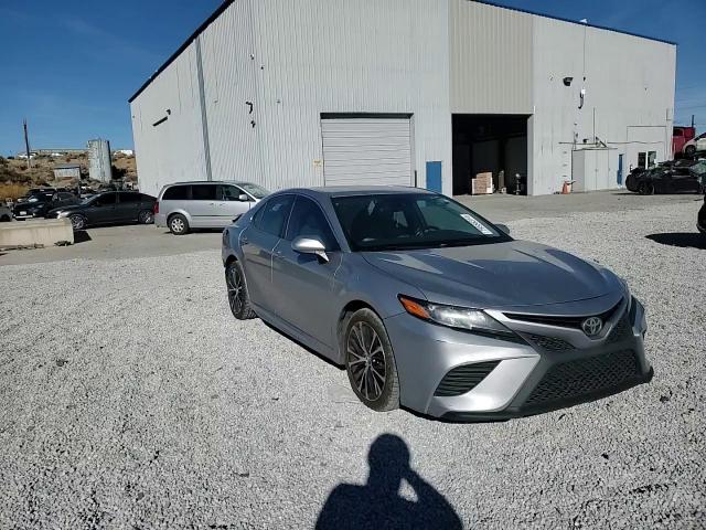 2019 Toyota Camry - Image 10