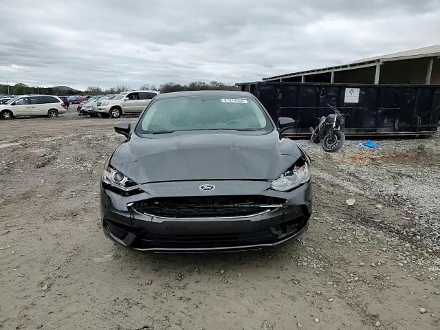 2018 Ford Fusion - Image 14