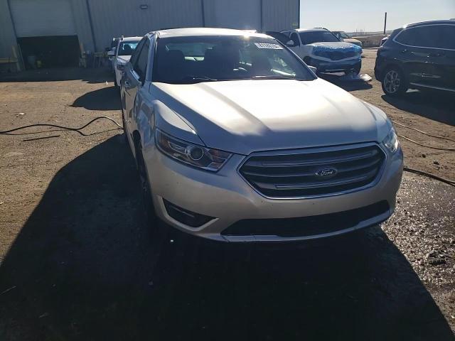 2017 Ford Taurus - Image 13