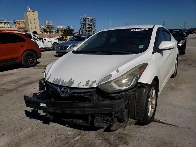 2015 Hyundai Elantra - Image 10