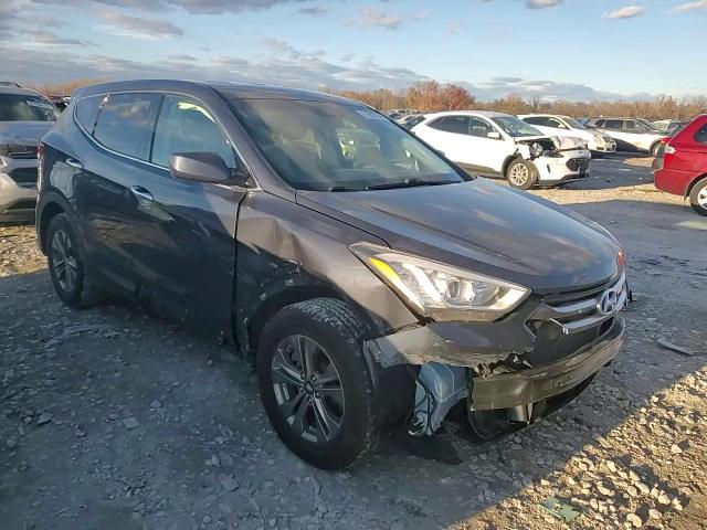 2015 Hyundai Santa Fe - Image 11