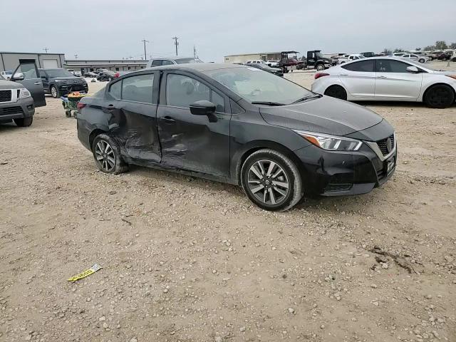 2021 Nissan Versa - Image 11
