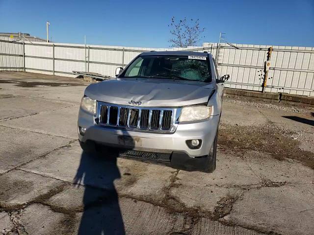 2011 Jeep Grand Cherokee - Image 11