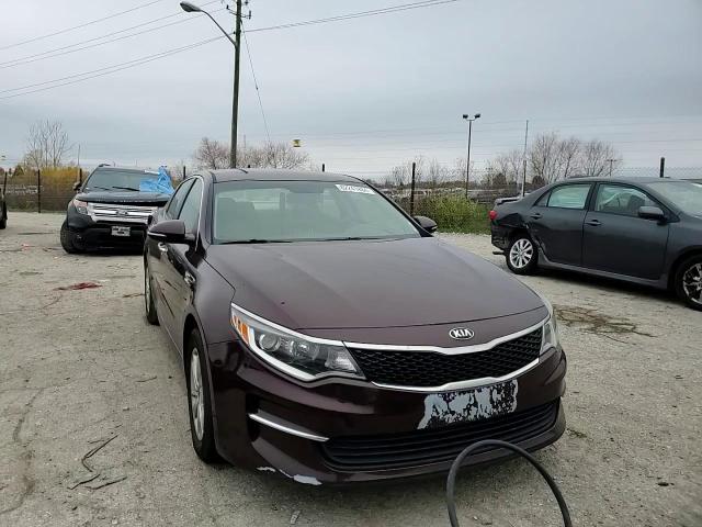 2018 Kia Optima - Image 10