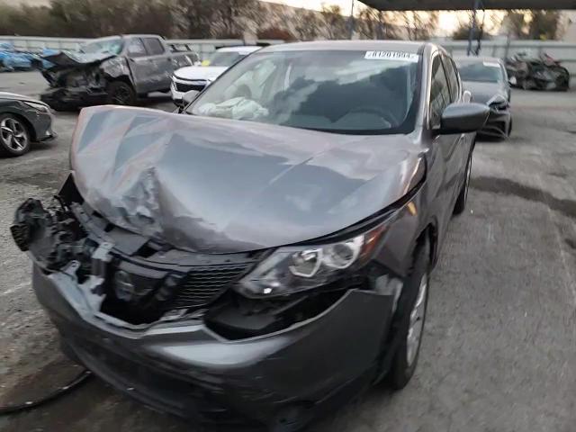 2019 Nissan Rogue - Image 11