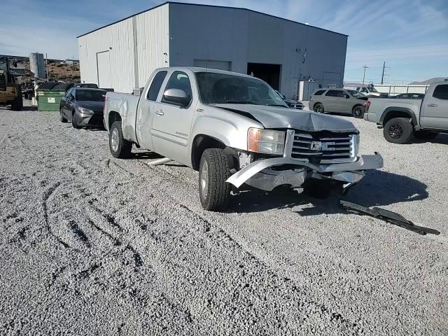 2011 GMC Sierra - Image 11