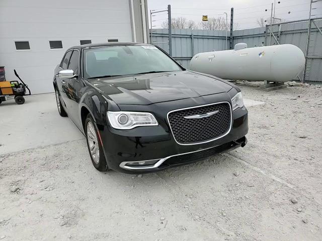2016 Chrysler 300C VIN: 2C3CCAEG4GH342433 Lot: 82324194