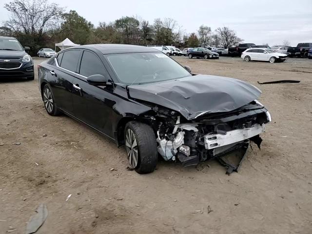 2020 Nissan Altima - Image 10