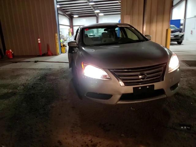 2013 Nissan Sentra - Image 11