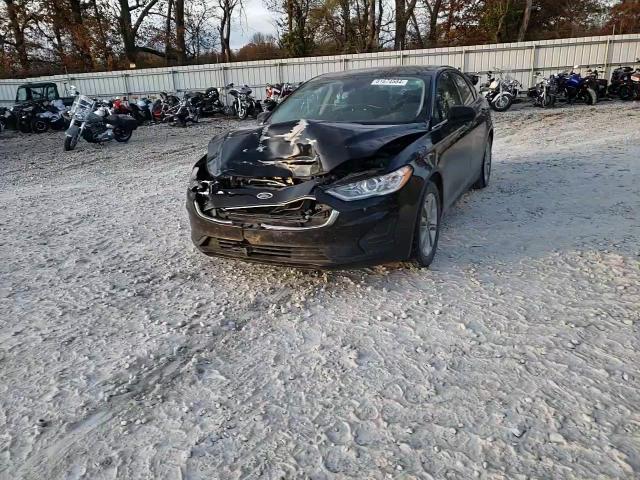 2020 Ford Fusion - Image 10