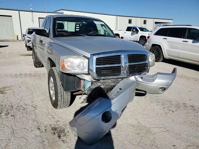 2006 Dodge Dakota Slt VIN: 1D7HE42K16S665910 Lot: 81631184