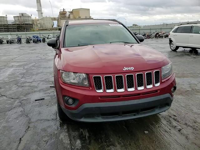 2016 Jeep Compass - Image 12