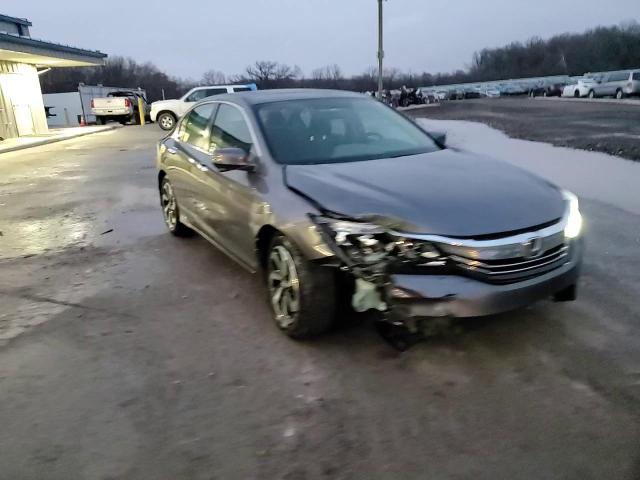 2017 Honda Accord - Image 14