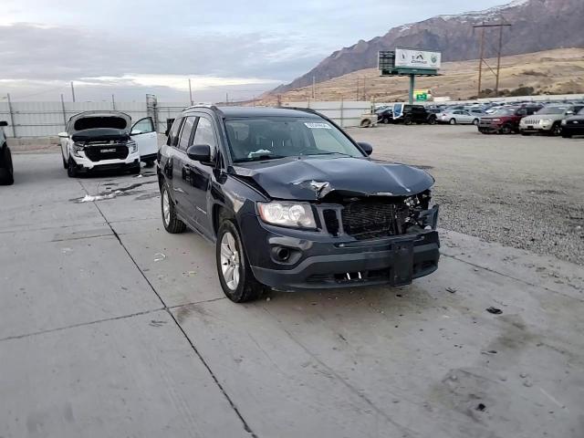 2015 Jeep Compass - Image 11