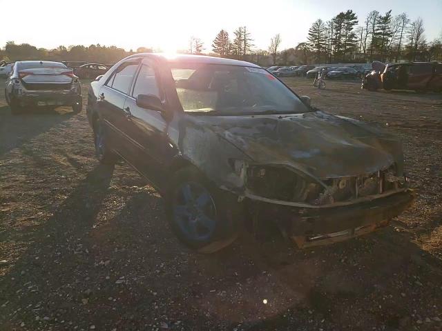 2004 Toyota Camry Le VIN: 4T1BE32K24U330484 Lot: 80475934