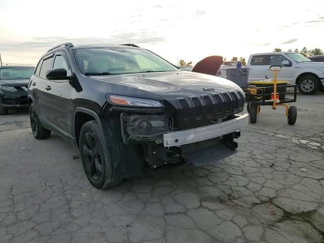 2017 Jeep Grand Cherokee - Image 11