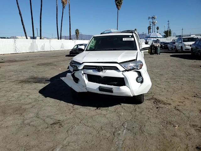 2020 Toyota 4Runner Sr5/Sr5 Premium VIN: JTEBU5JR0L5827992 Lot: 81369084